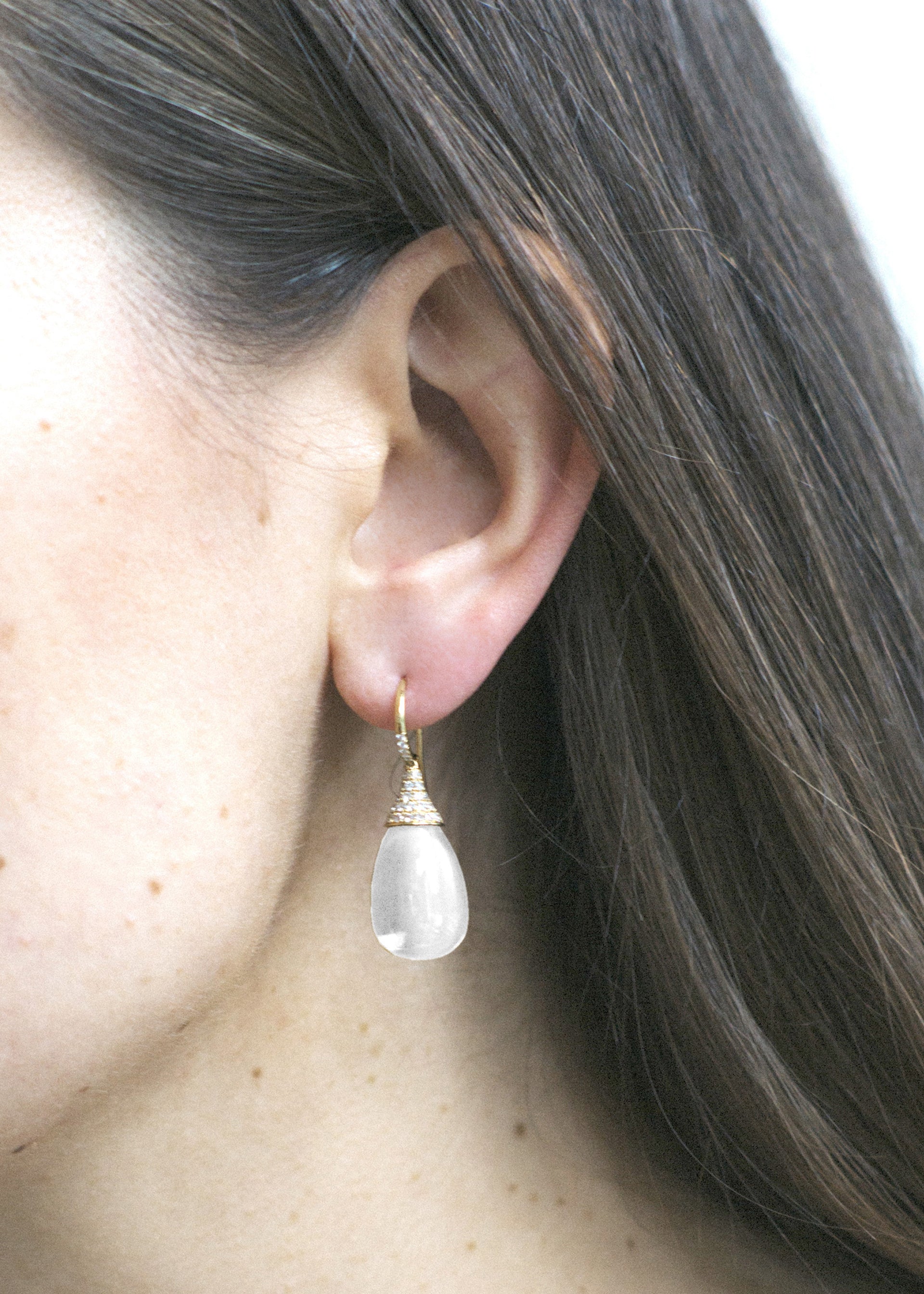 Yellow gold-Moon Quartz