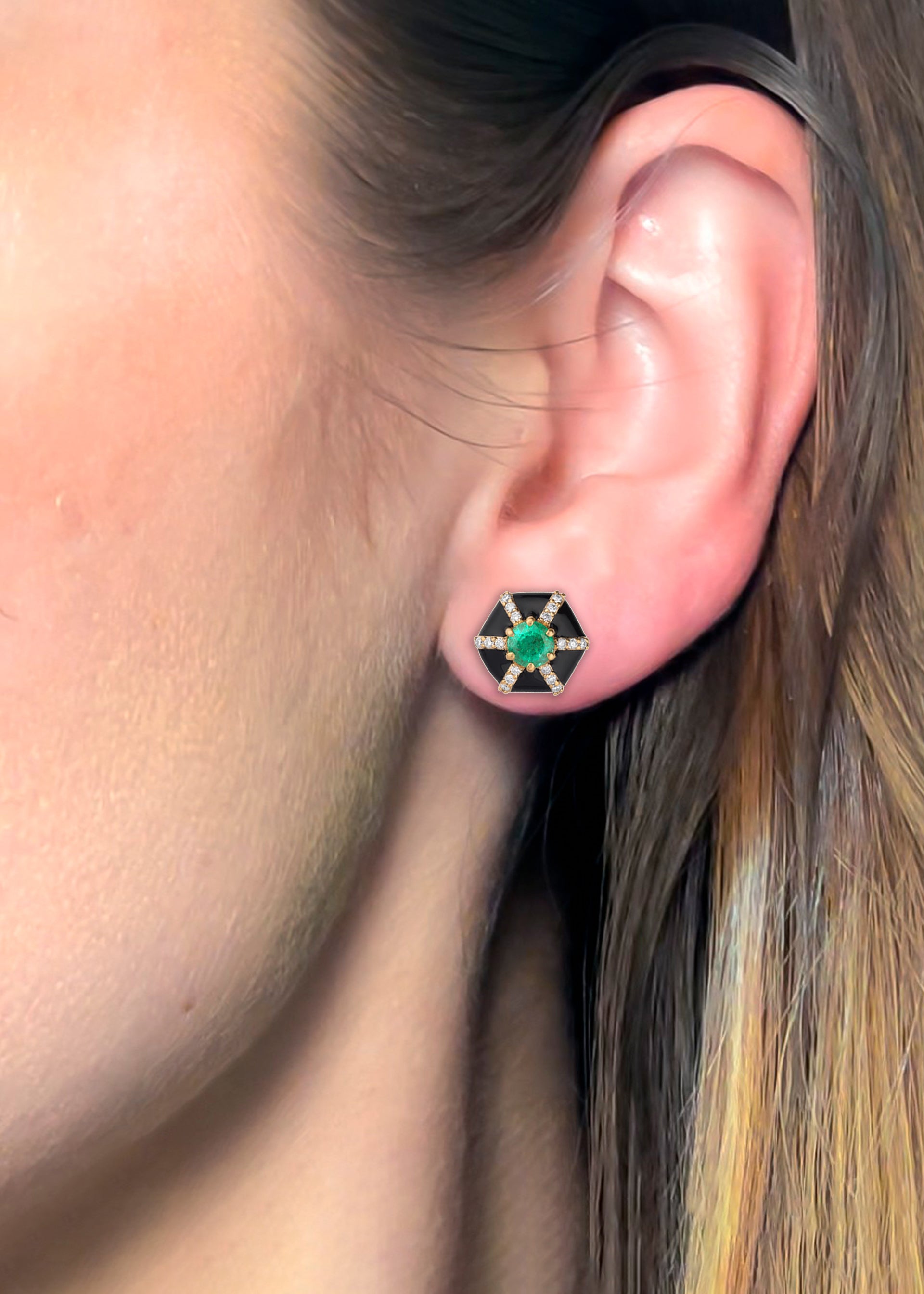 Yellow gold-Emerald with Black Enamel