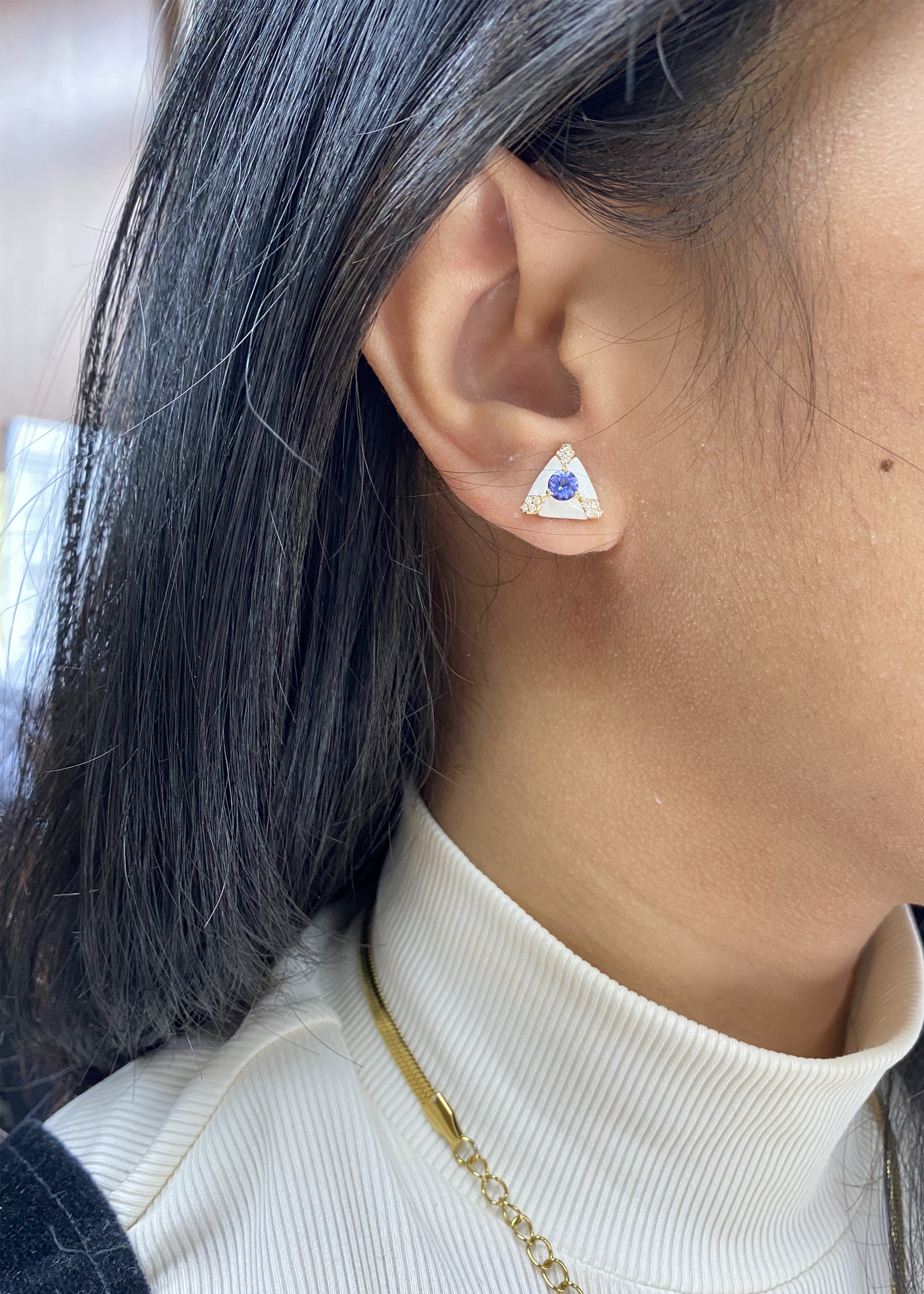 Yellow gold-Tanzanite with White  Enamel