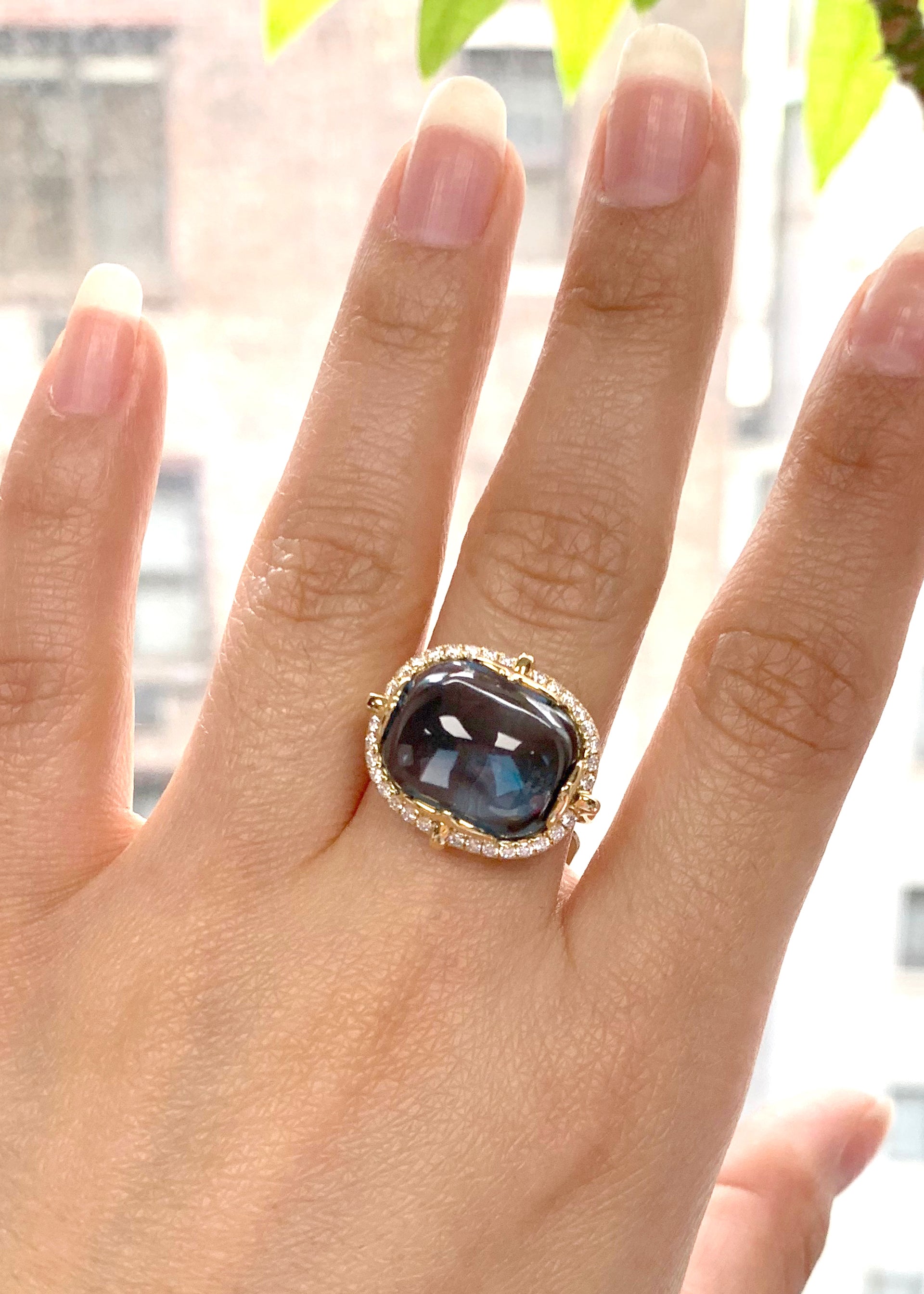 Yellow gold-London Blue Topaz