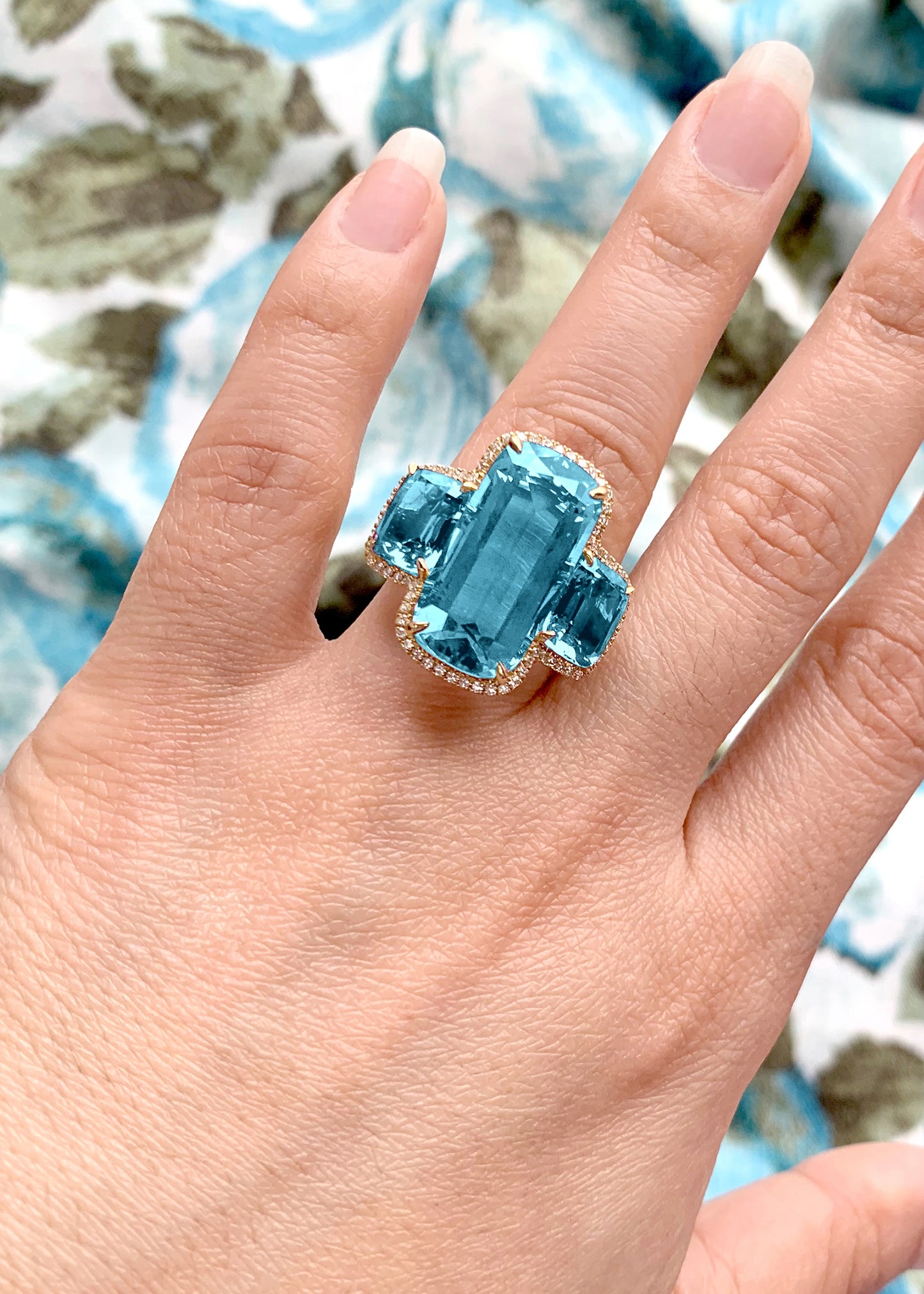 Yellow gold-Blue Topaz
