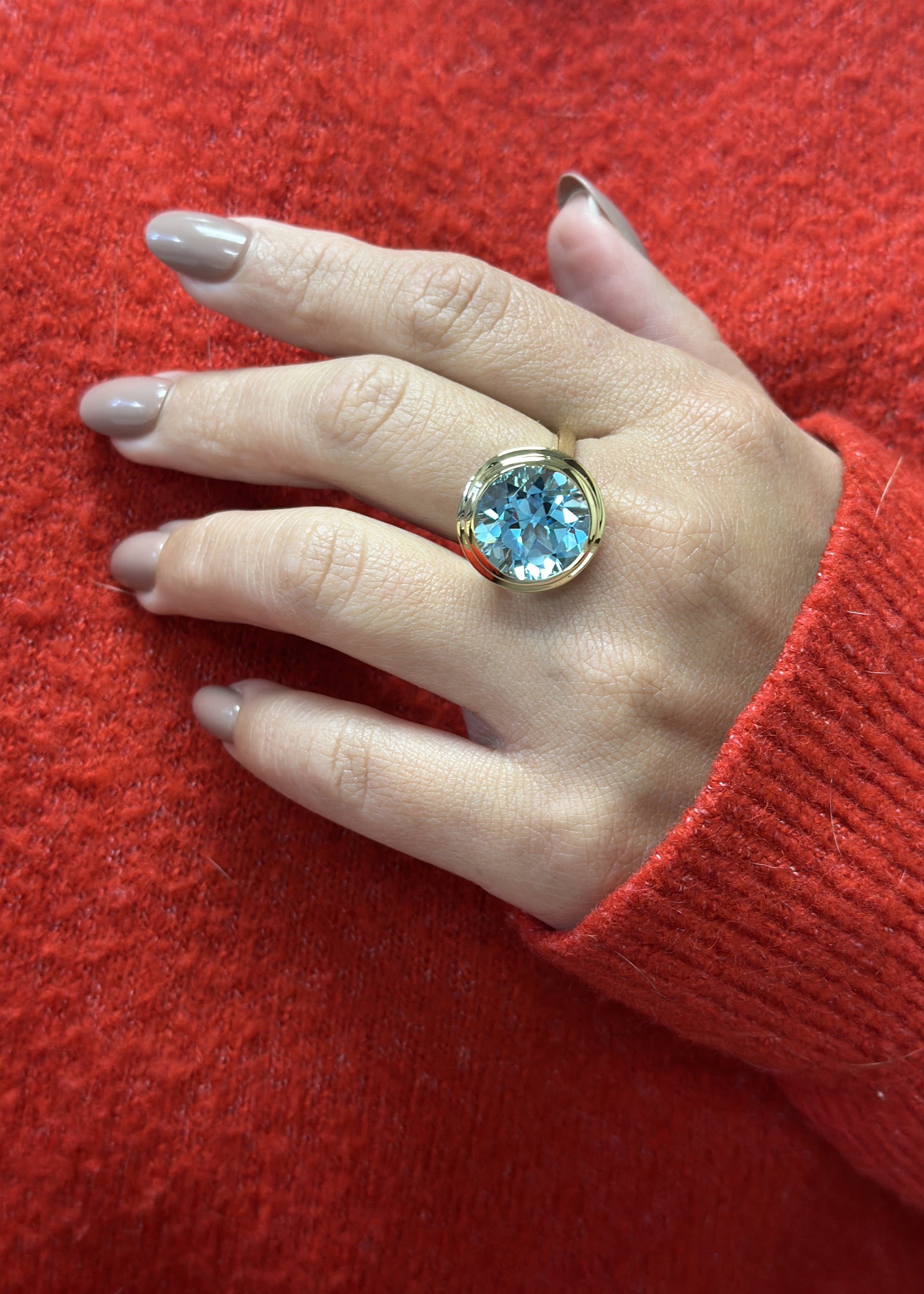 Yellow gold-Blue Topaz