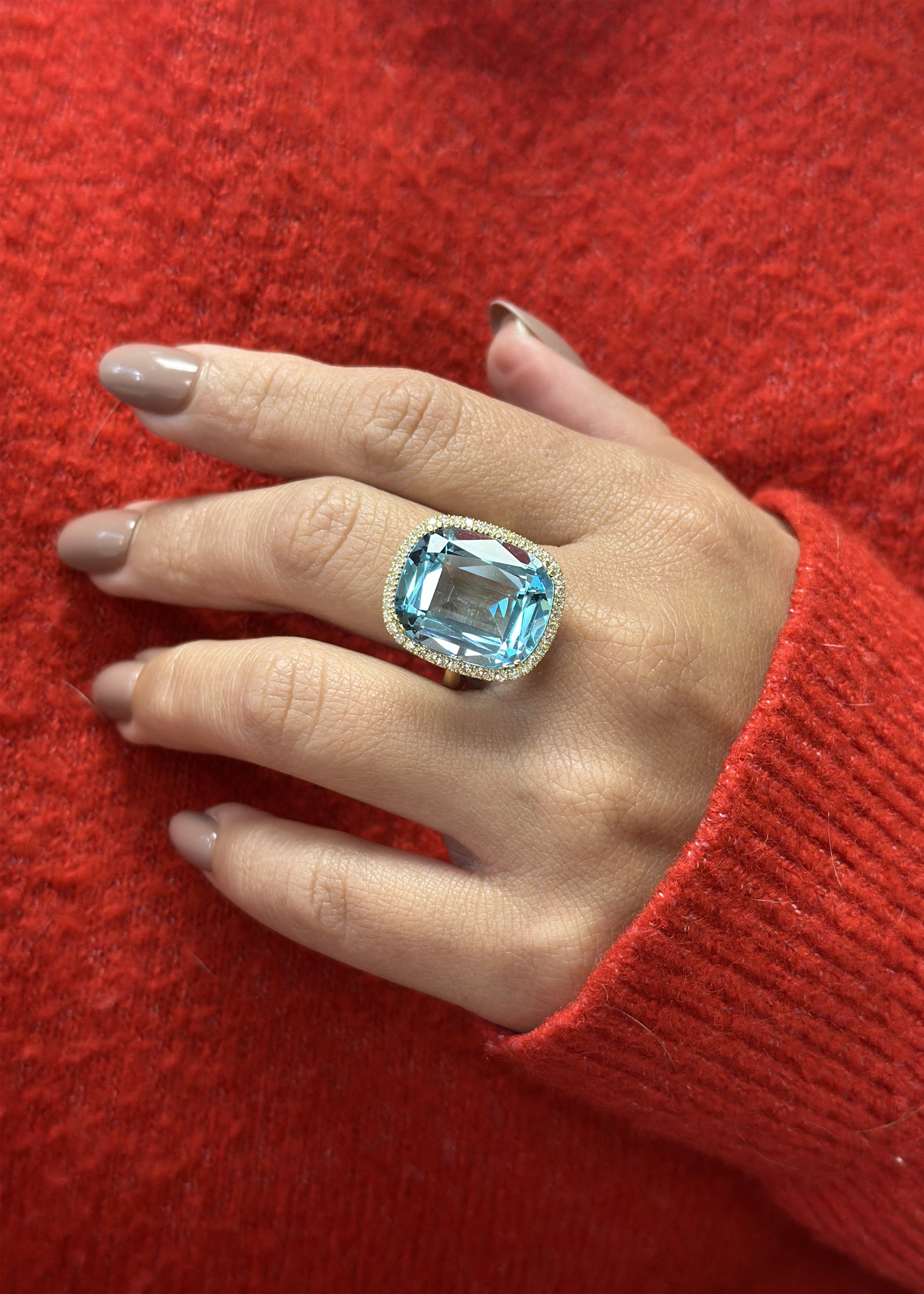 Yellow gold-Blue Topaz