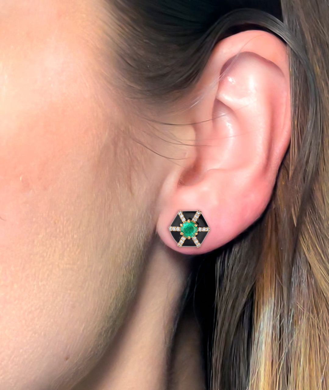 Yellow gold-Emerald with Black Enamel