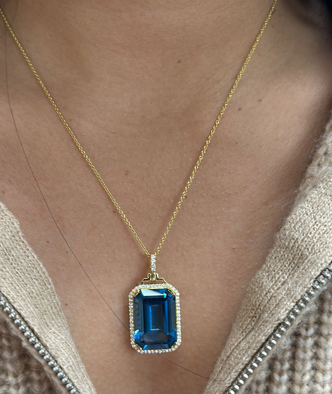 Yellow gold-London Blue Topaz