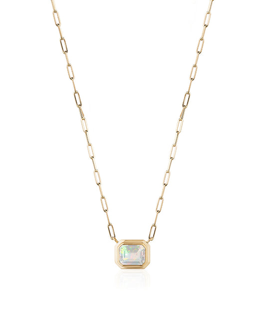 Yellow gold-Opal