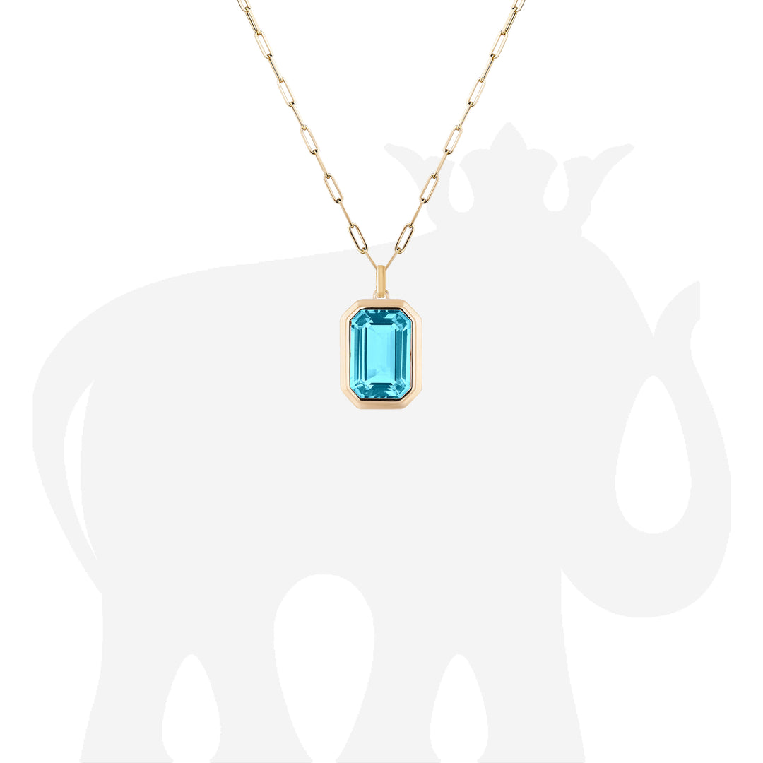 Emerald Cut Bezel Set Pendant – Goshwara Emerald Cut Bezel Set Pendant – Goshwara