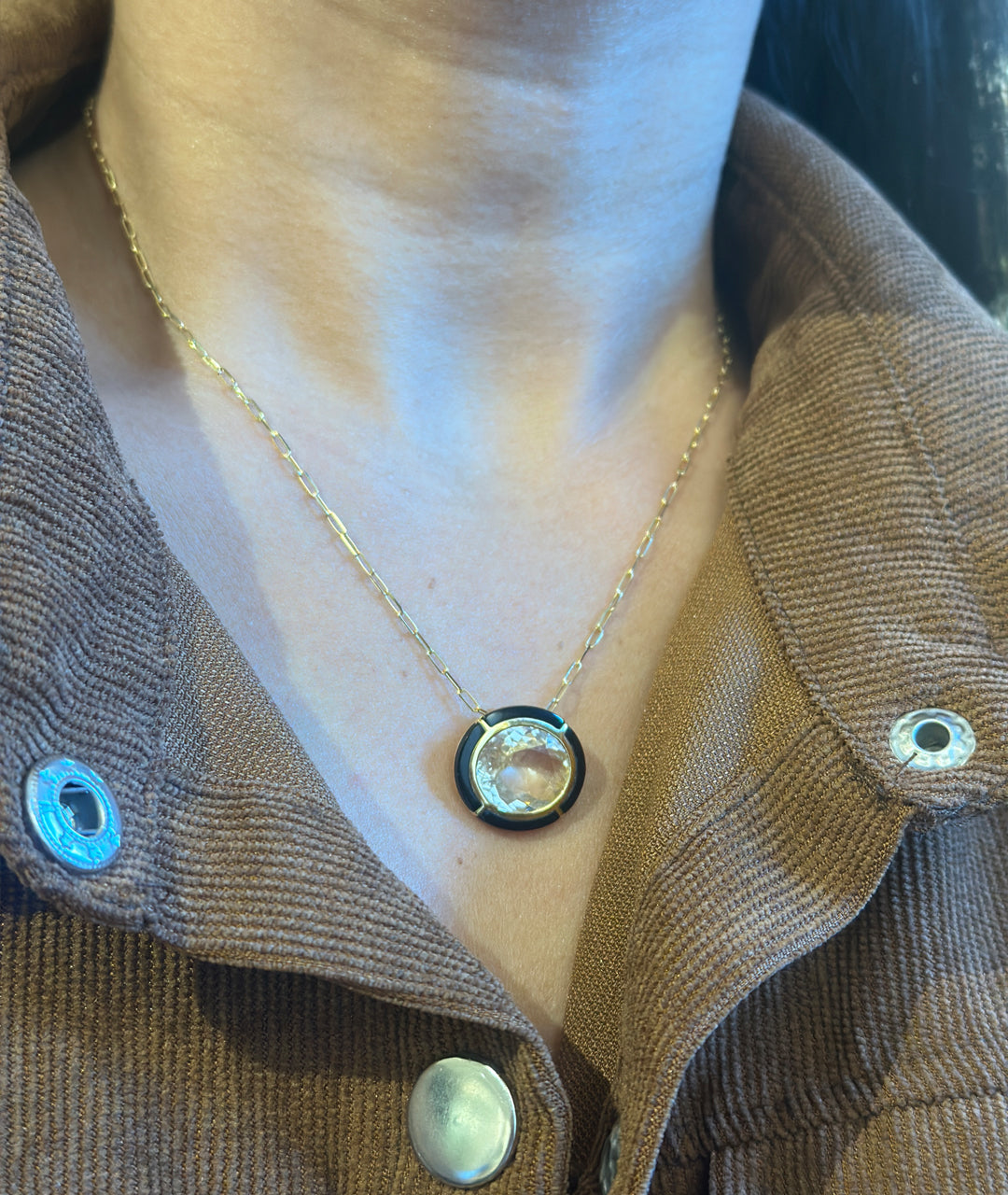Yellow gold-Rock Crystal with Onyx