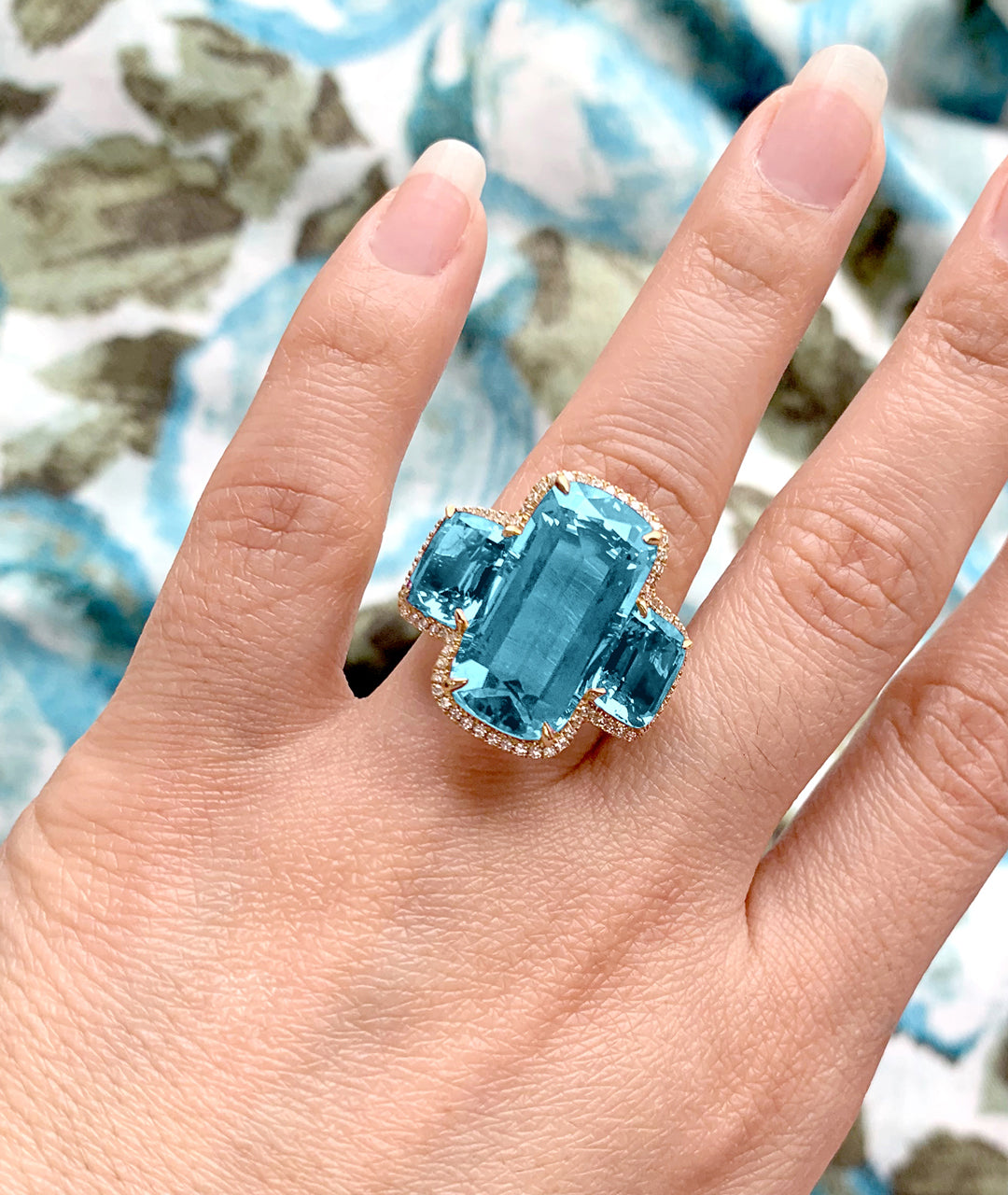 Yellow gold-Blue Topaz