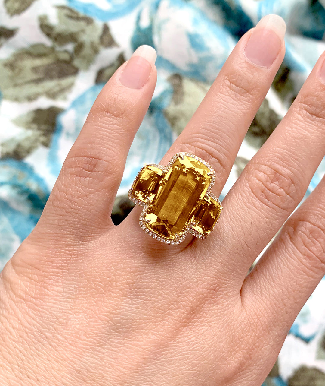 Yellow gold-Citrine