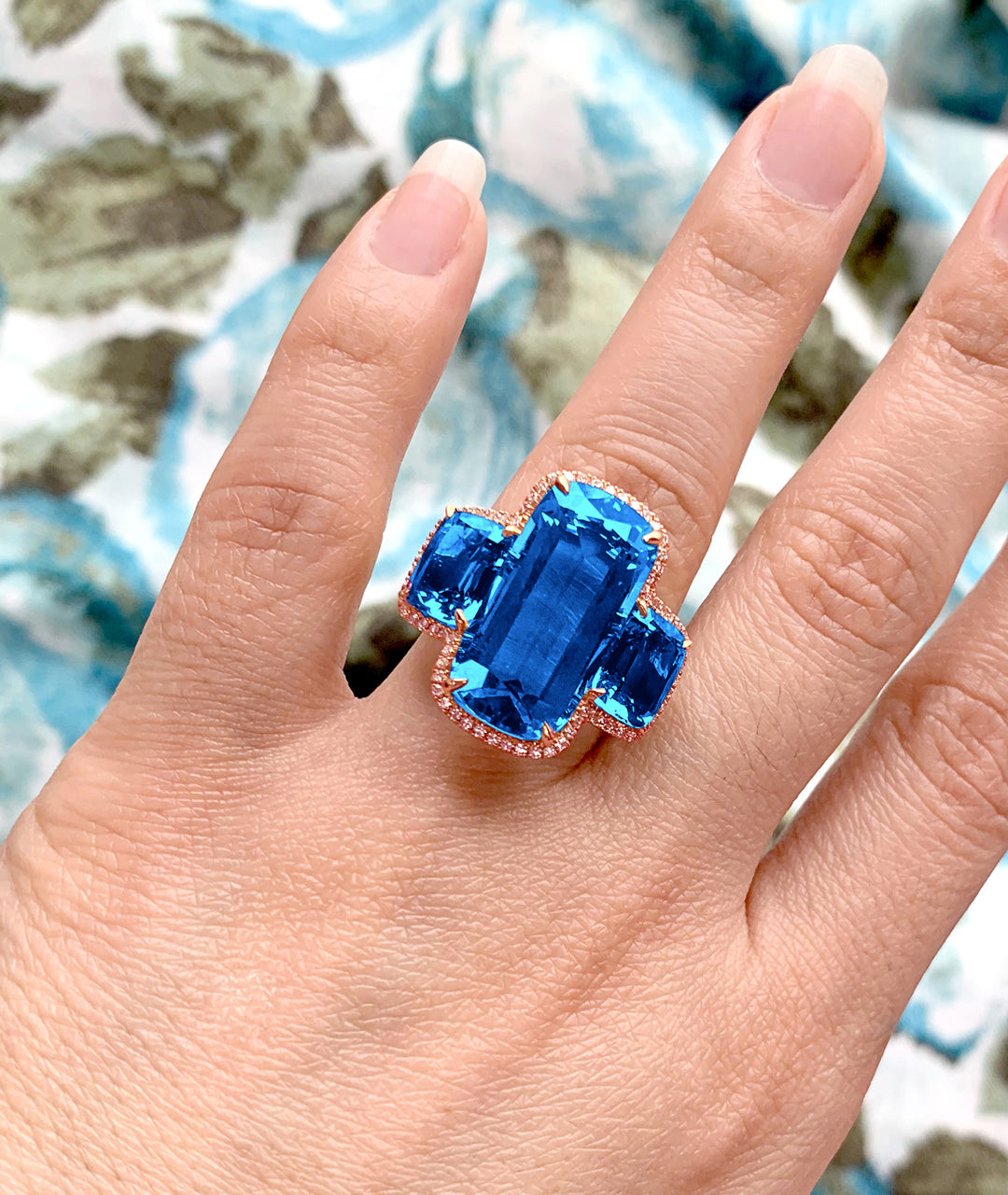 Yellow gold-London Blue Topaz