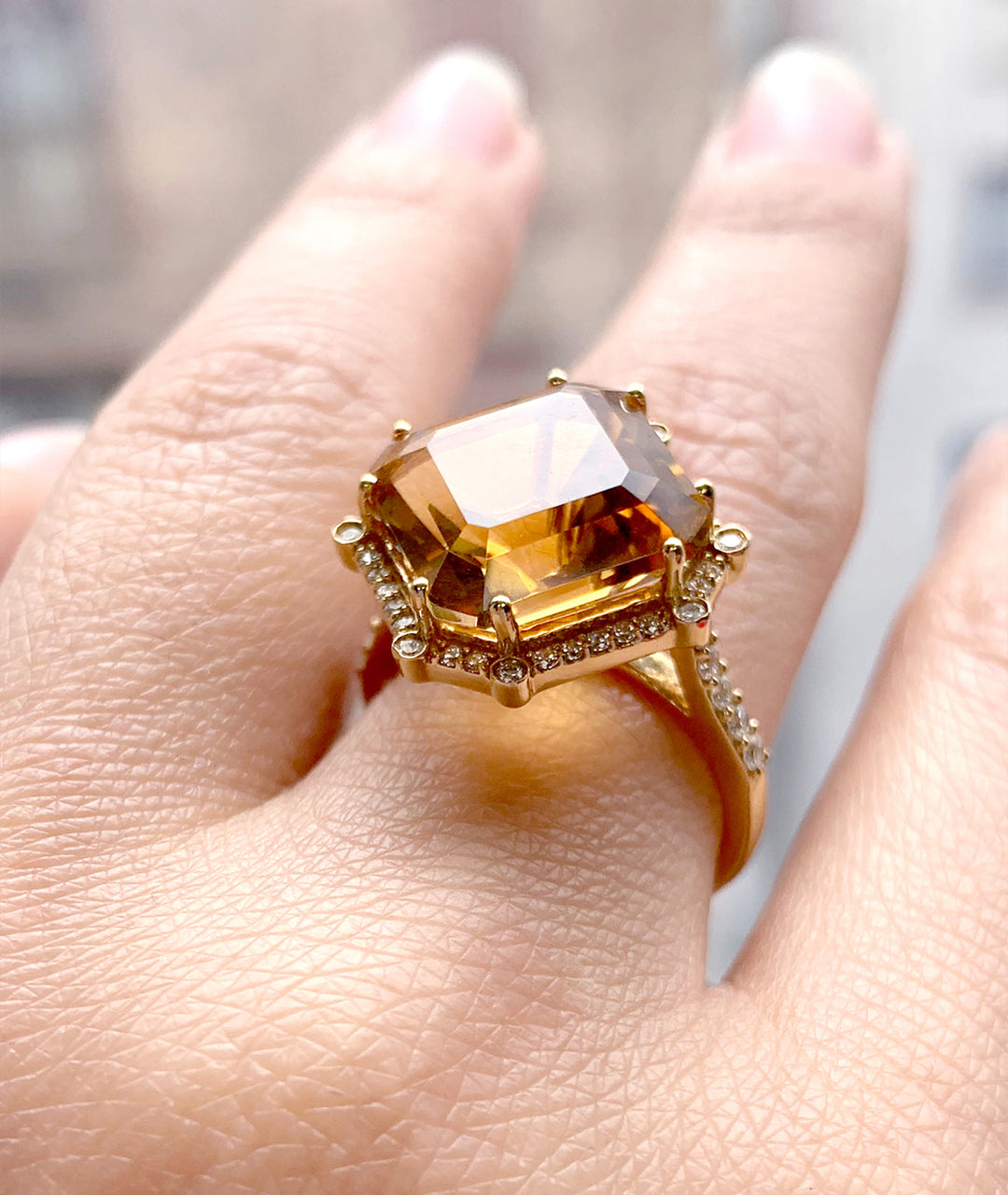 Yellow gold-Citrine
