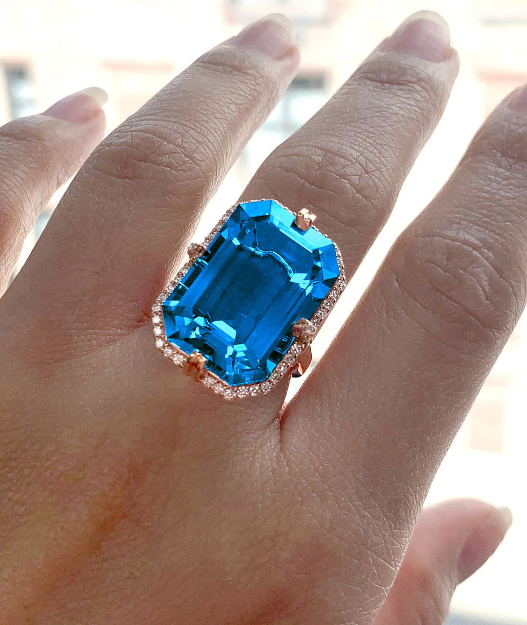 Yellow gold-London Blue Topaz