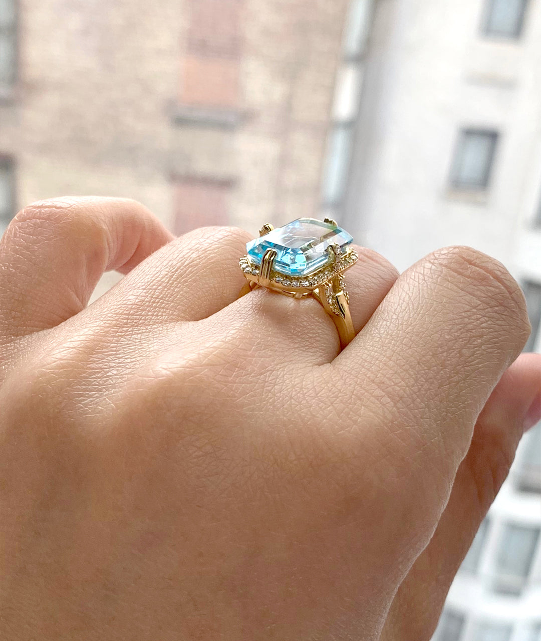 Yellow gold- Blue Topaz