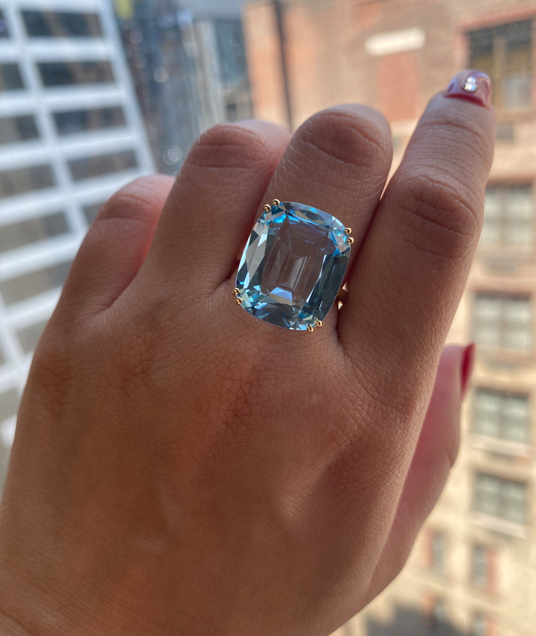 Yellow gold-Blue Topaz