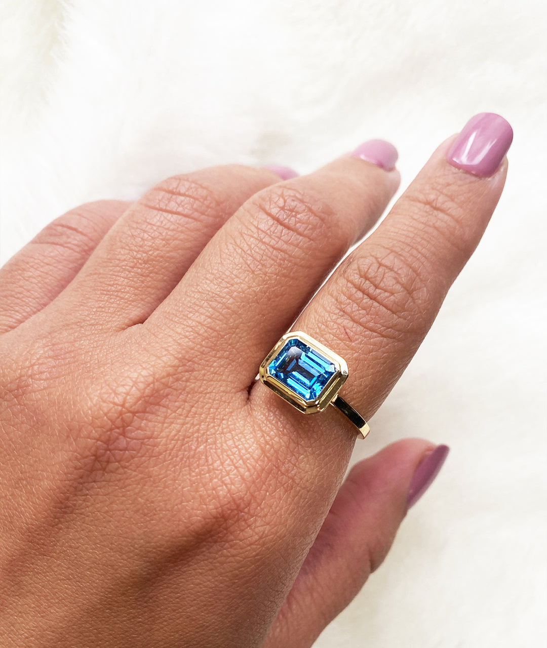 Yellow gold-Blue Topaz