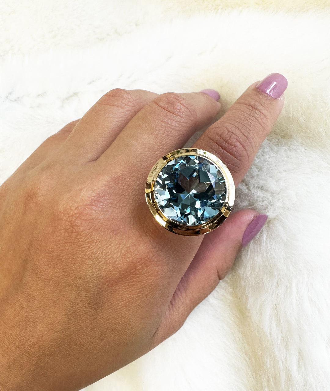 Yellow gold-Blue Topaz