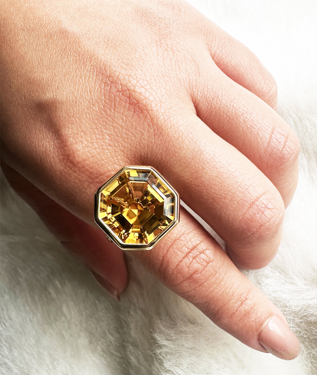 Yellow gold-Citrine