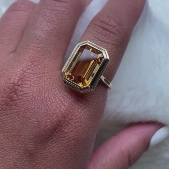Yellow gold-Citrine