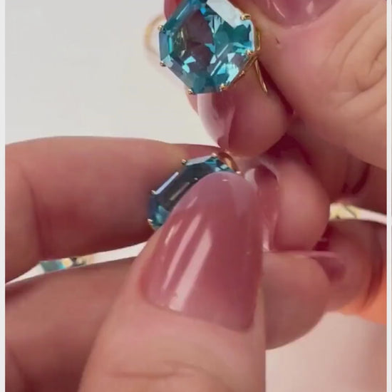 Yellow gold-London Blue Topaz