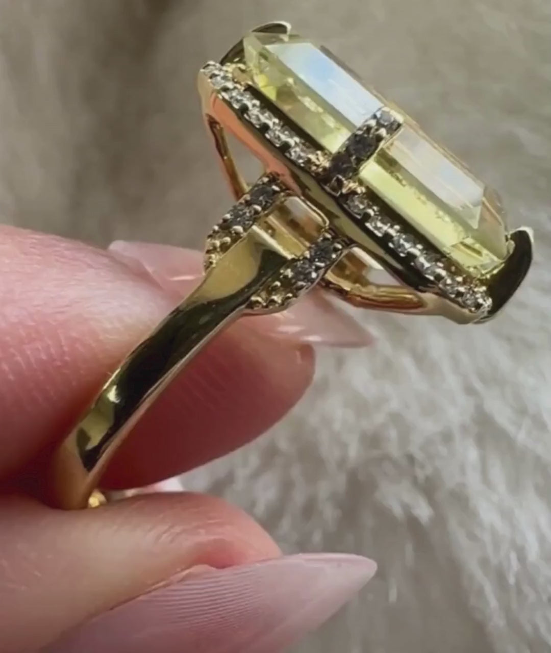 Yellow gold-Lemon Quartz