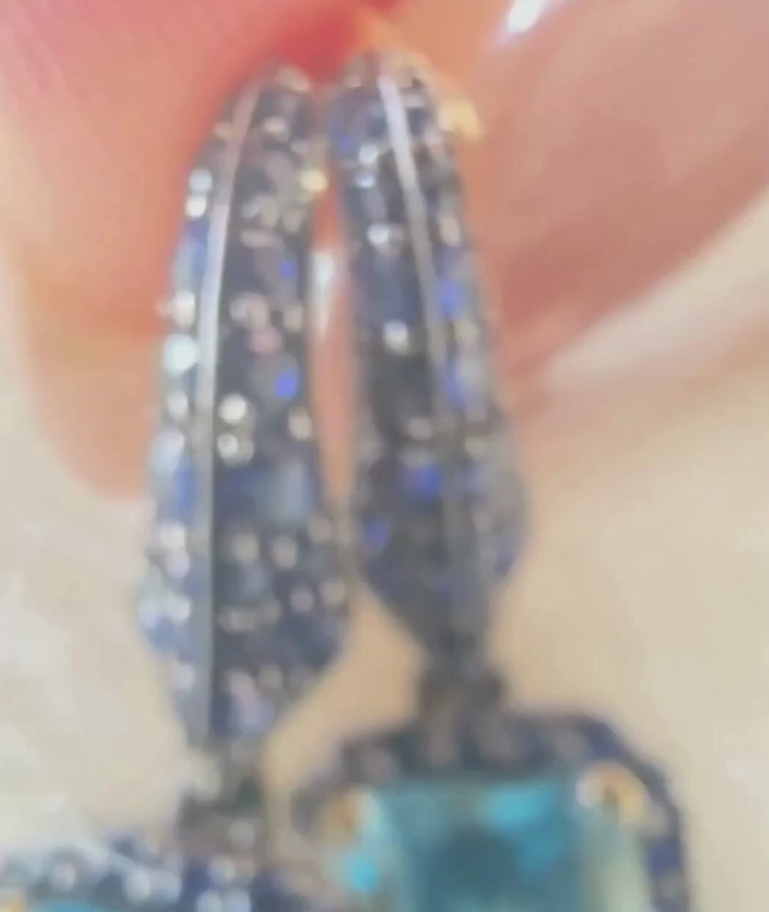 Yellow gold-Blue Topaz with Sapphire